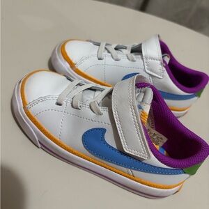 Nike Court Legacy Sneakers